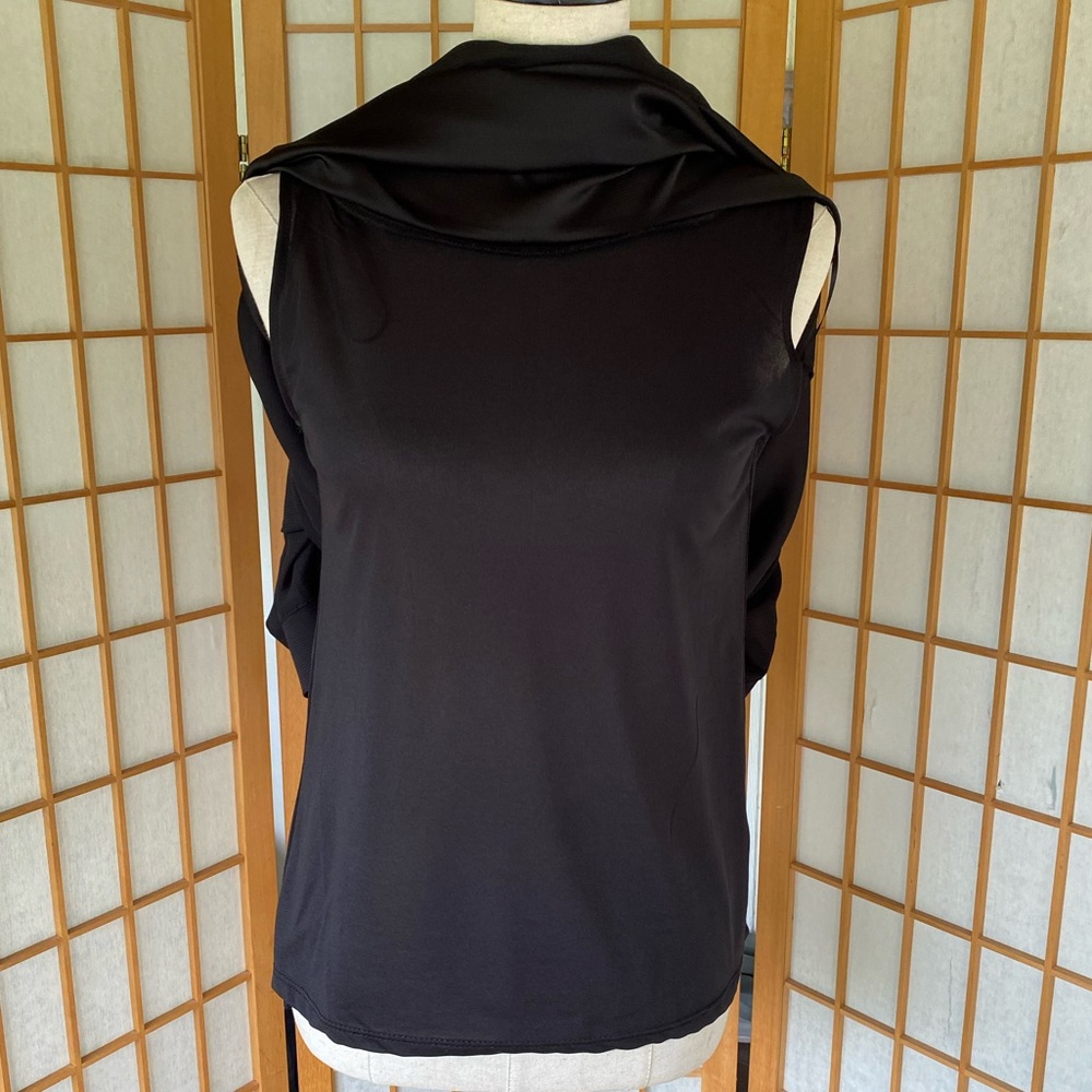 💲 Rose & Olive Black Top With Attached Tank SZ S - Picture 10 of 12